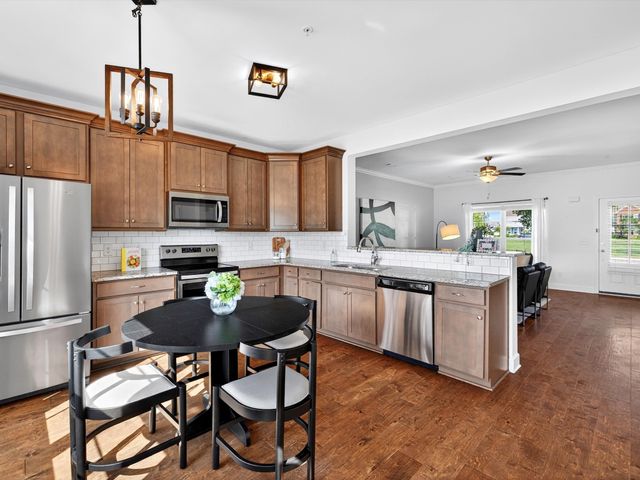 1032 Carraway Ln, Spring Hill, TN 37174