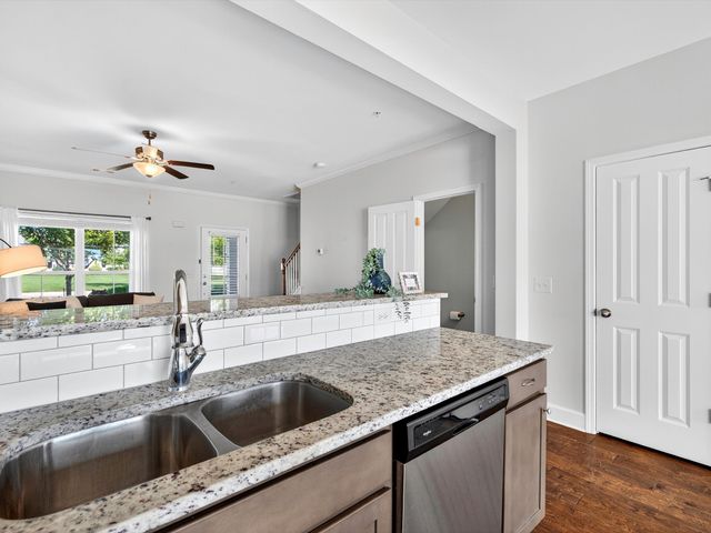 1032 Carraway Ln, Spring Hill, TN 37174