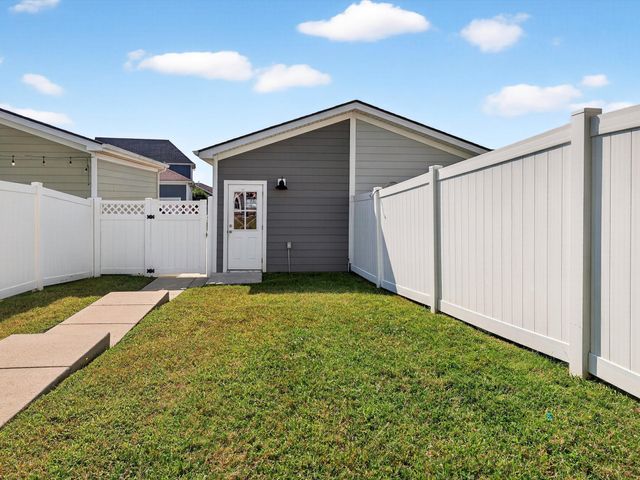 1032 Carraway Ln, Spring Hill, TN 37174