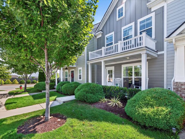 1032 Carraway Ln, Spring Hill, TN 37174