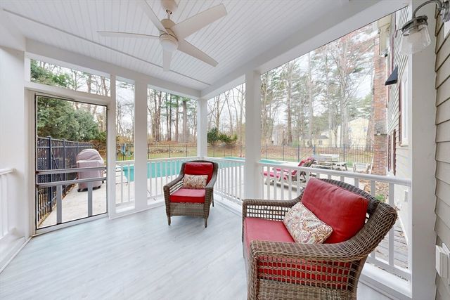 29 Evergreen Way, Medfield, MA 02052