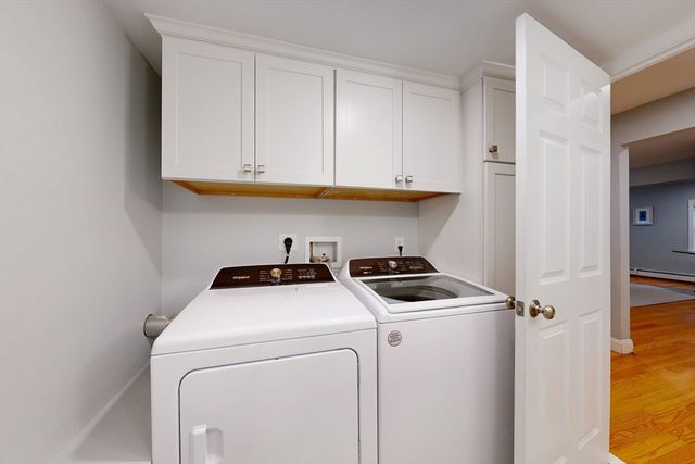 29 Evergreen Way, Medfield, MA 02052