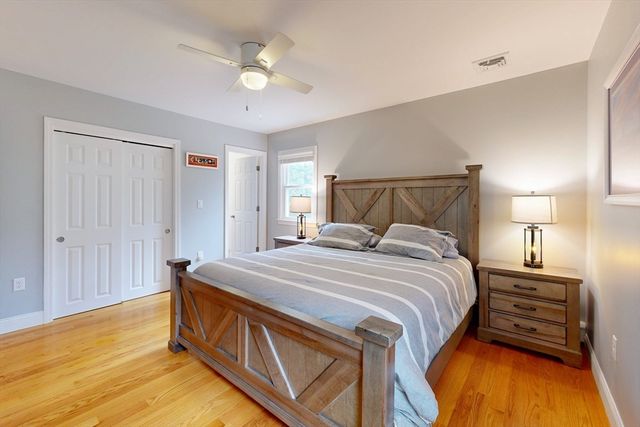 29 Evergreen Way, Medfield, MA 02052