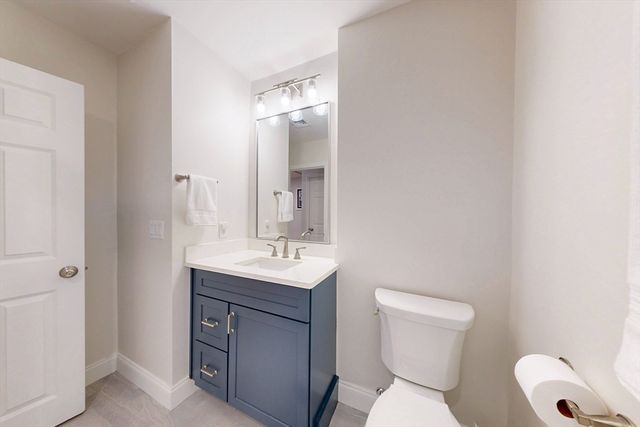 29 Evergreen Way, Medfield, MA 02052