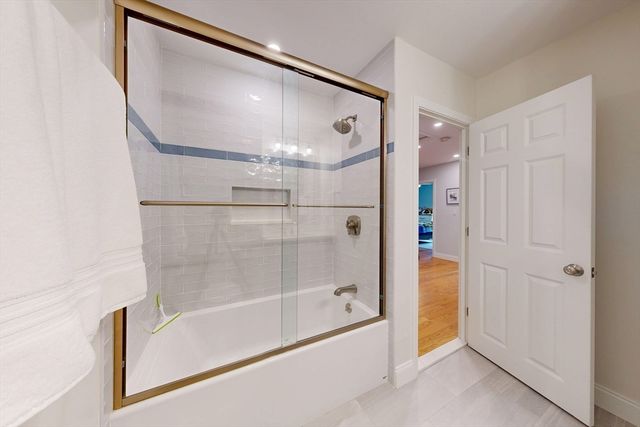 29 Evergreen Way, Medfield, MA 02052