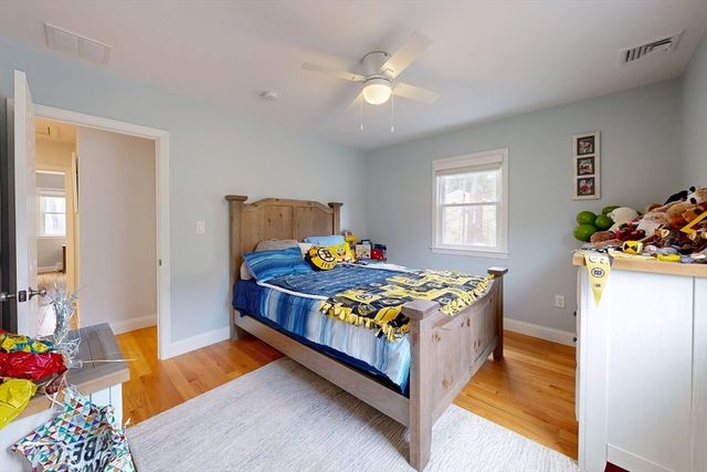 29 Evergreen Way, Medfield, MA 02052