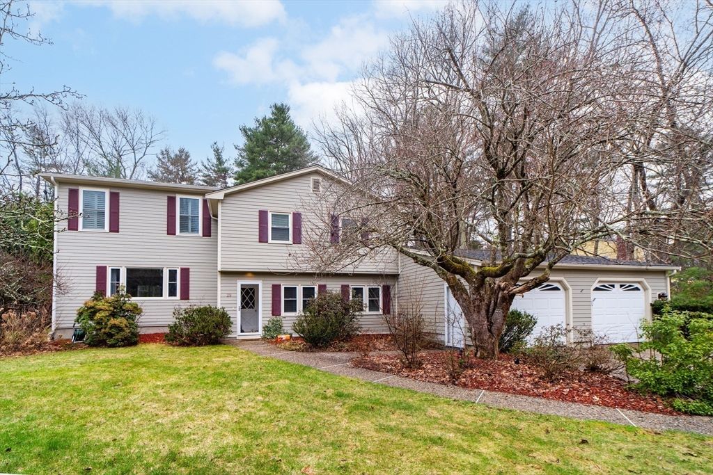 29 Evergreen Way, Medfield, MA 02052