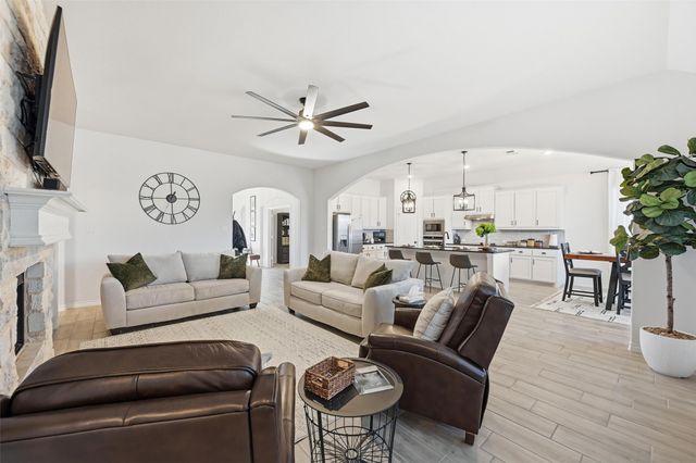 4425 Dandelion, Midlothian, TX 76065