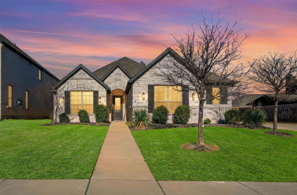 4425 Dandelion, Midlothian, TX 76065