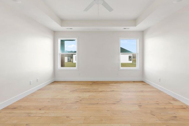 4509 ROYAL COUNTY RD, Columbia, MO 65201