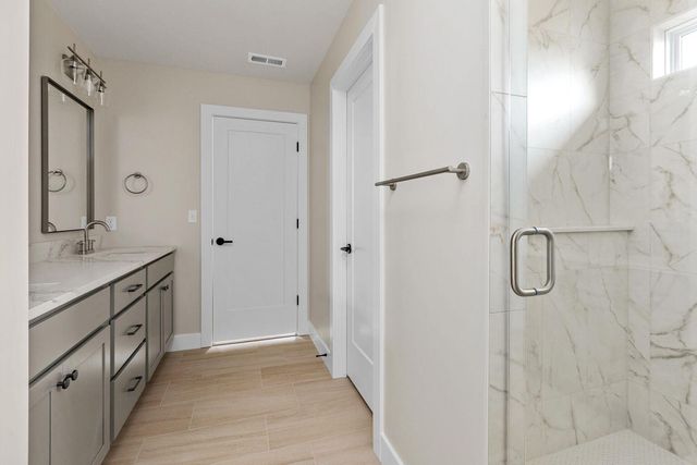 4509 ROYAL COUNTY RD, Columbia, MO 65201