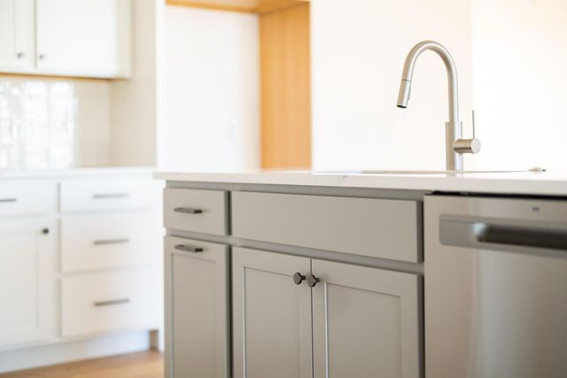 4509 ROYAL COUNTY RD, Columbia, MO 65201