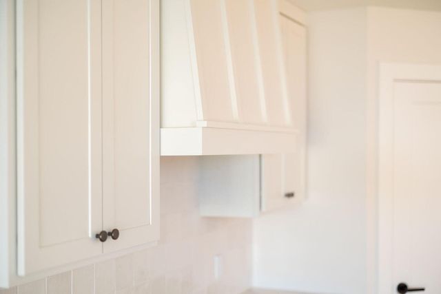 4509 ROYAL COUNTY RD, Columbia, MO 65201