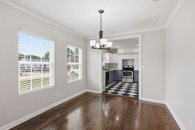 258 Spring Valley Circle, Azle, TX 76020