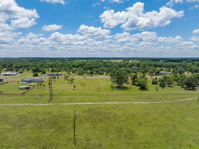 6781 Atakapan Trail, Bedias, TX 77831
