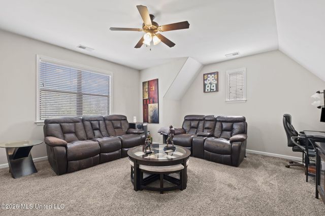 6879 Cataloochee Cove, Olive Branch, MS 38654