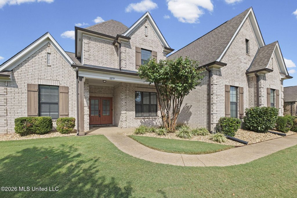 6879 Cataloochee Cove, Olive Branch, MS 38654