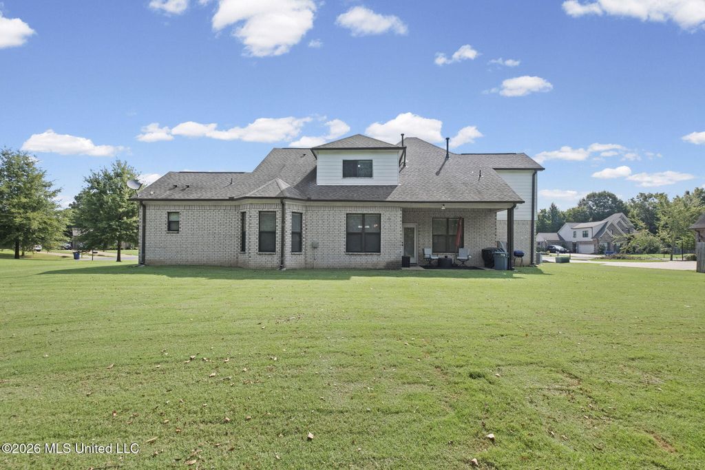 6879 Cataloochee Cove, Olive Branch, MS 38654 — photo 5