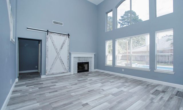 2 Sweet Birch Place, The Woodlands, TX 77382