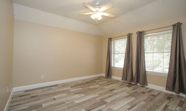 2 Sweet Birch Place, The Woodlands, TX 77382