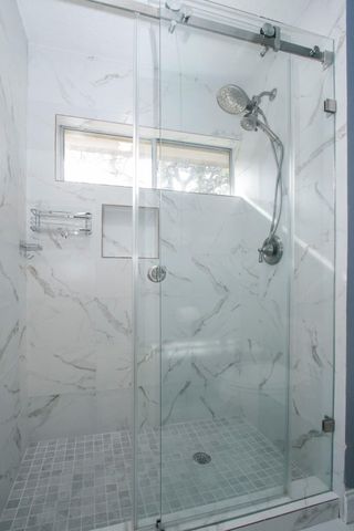 2 Sweet Birch Place, The Woodlands, TX 77382