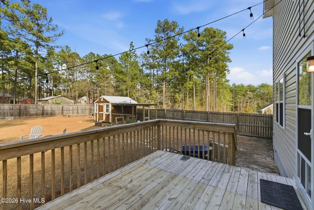 565 W Philadelphia Avenue, Pinebluff, NC 28373