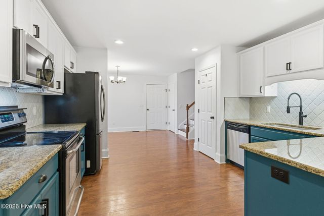 565 W Philadelphia Avenue, Pinebluff, NC 28373