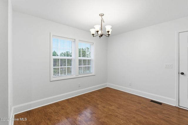 565 W Philadelphia Avenue, Pinebluff, NC 28373