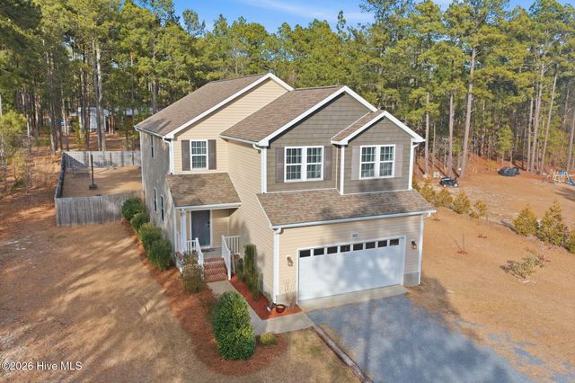 565 W Philadelphia Avenue, Pinebluff, NC 28373