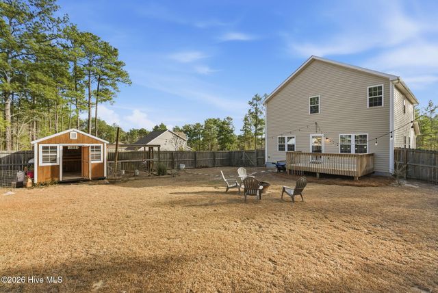 565 W Philadelphia Avenue, Pinebluff, NC 28373