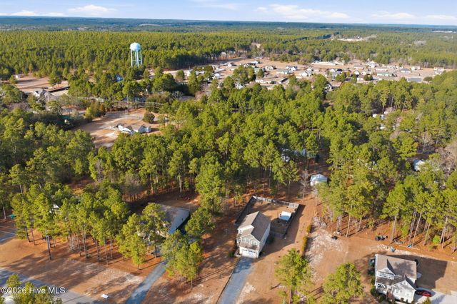 565 W Philadelphia Avenue, Pinebluff, NC 28373