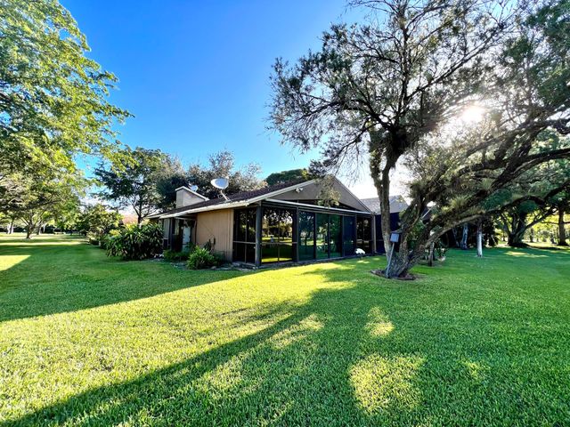 22303 Misty Woods Way, Boca Raton, FL 33428