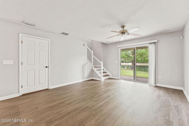 8550 ARGYLE BUSINESS Loop 403, Jacksonville, FL 32244