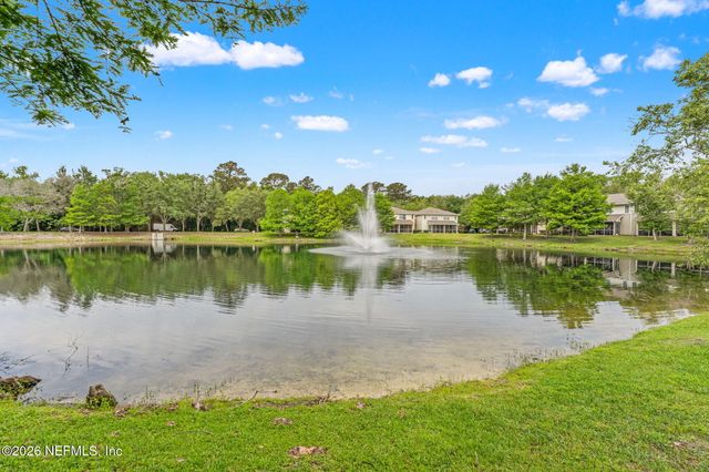 8550 ARGYLE BUSINESS Loop 403, Jacksonville, FL 32244