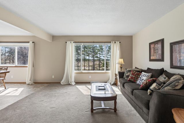 508 195th Lane NW, Cedar, MN 55011