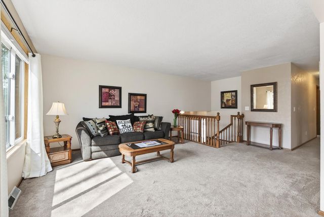 508 195th Lane NW, Cedar, MN 55011