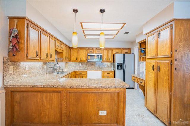 116 W Kerria Avenue, Mcallen, TX 78501