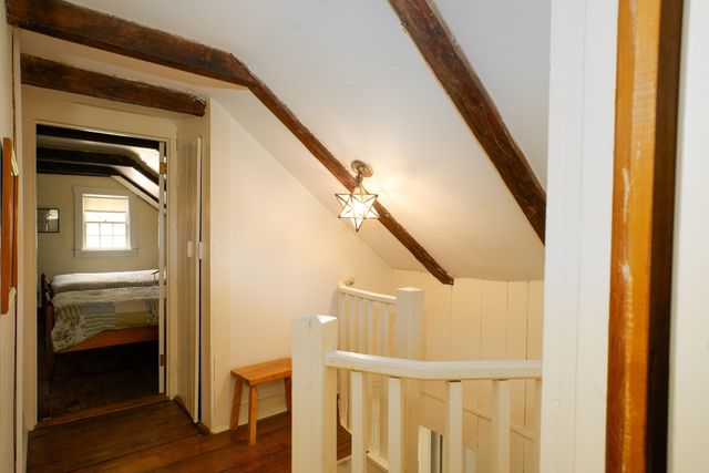 341 Under The Mountain Road, Londonderry, VT 05155