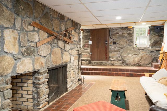 341 Under The Mountain Road, Londonderry, VT 05155
