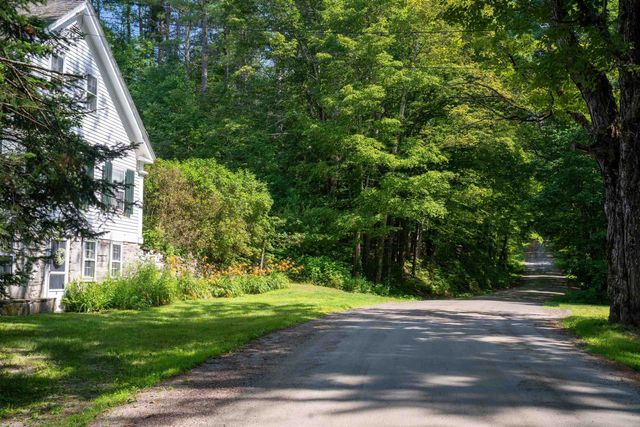 341 Under The Mountain Road, Londonderry, VT 05155