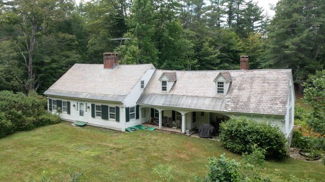 341 Under The Mountain Road, Londonderry, VT 05155