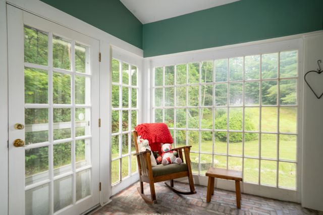 341 Under The Mountain Road, Londonderry, VT 05155