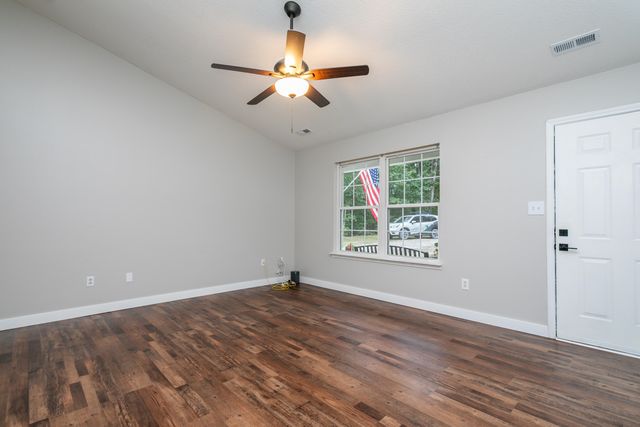 6271 E MCLANE DAILING R, Centralia, MO 65240