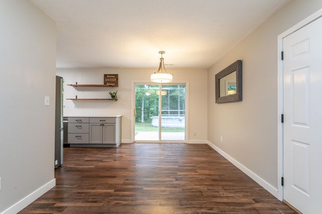 6271 E MCLANE DAILING R, Centralia, MO 65240