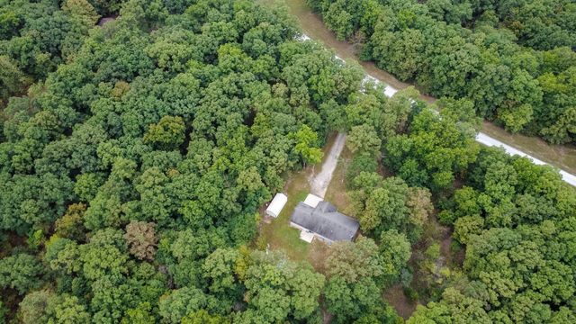 6271 E MCLANE DAILING R, Centralia, MO 65240