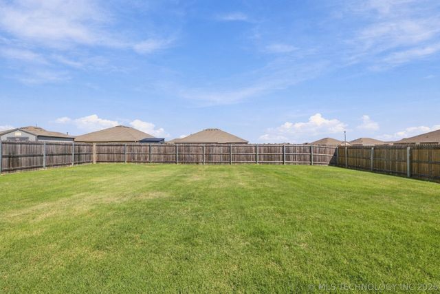 29325 E 79th Place S, Broken Arrow, OK 74014