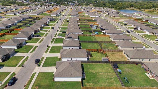 29325 E 79th Place S, Broken Arrow, OK 74014