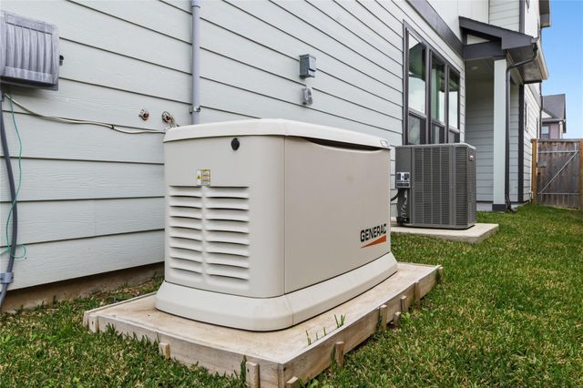 1530 Noble Park Drive, Missouri City, TX 77459