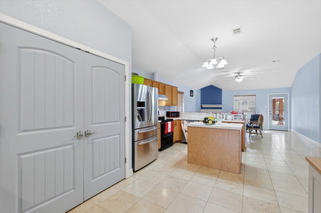 114 Drake Lane, Garland, TX 75043