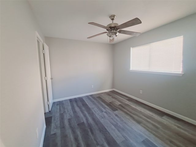 817 Bluebird, Irving, TX 75061